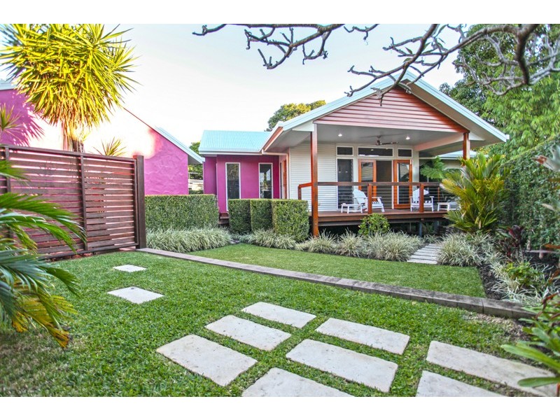 101 Waverley St, Bucasia QLD 4750