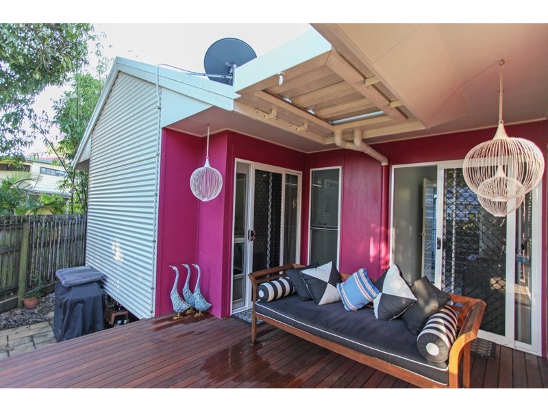 101 Waverley St, Bucasia QLD 4750