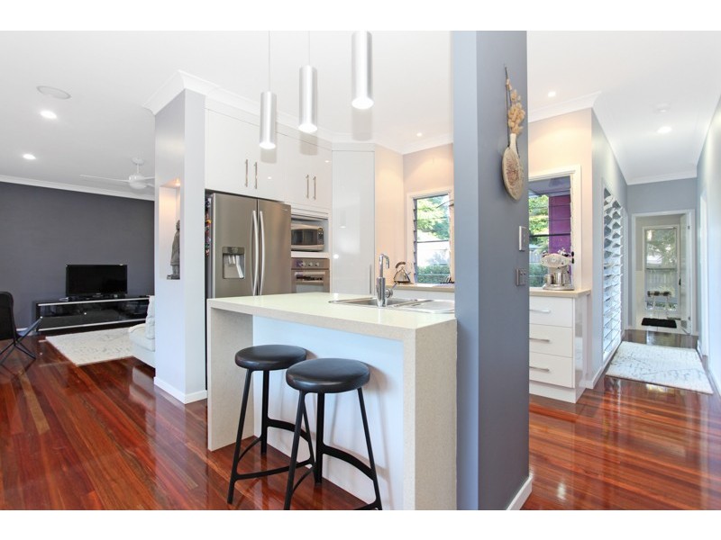 101 Waverley St, Bucasia QLD 4750