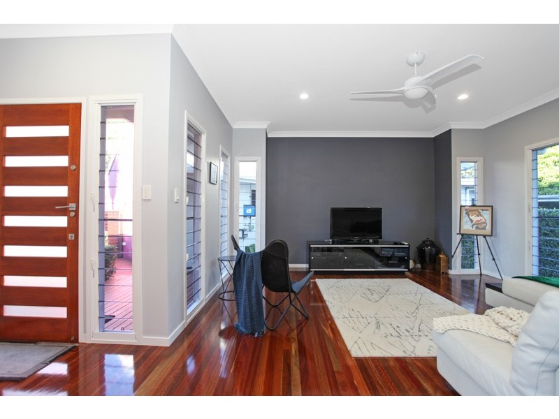 101 Waverley St, Bucasia QLD 4750