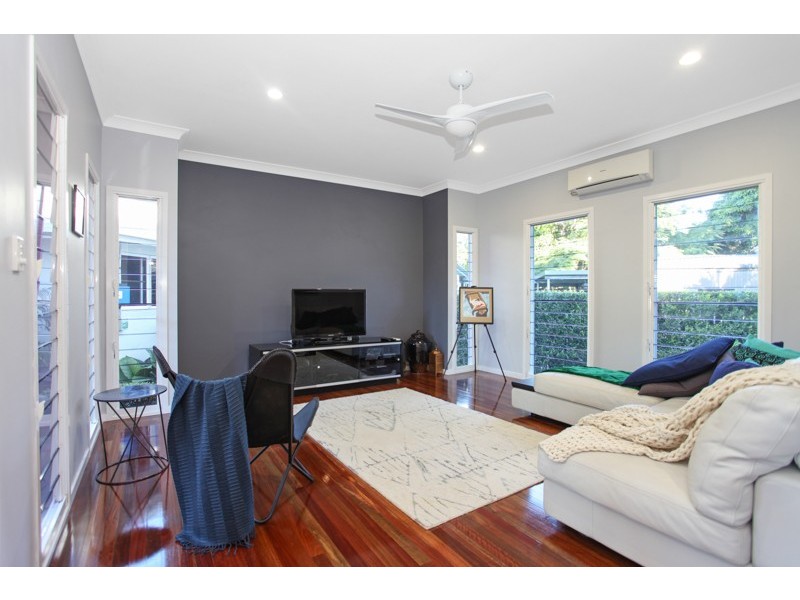 101 Waverley St, Bucasia QLD 4750