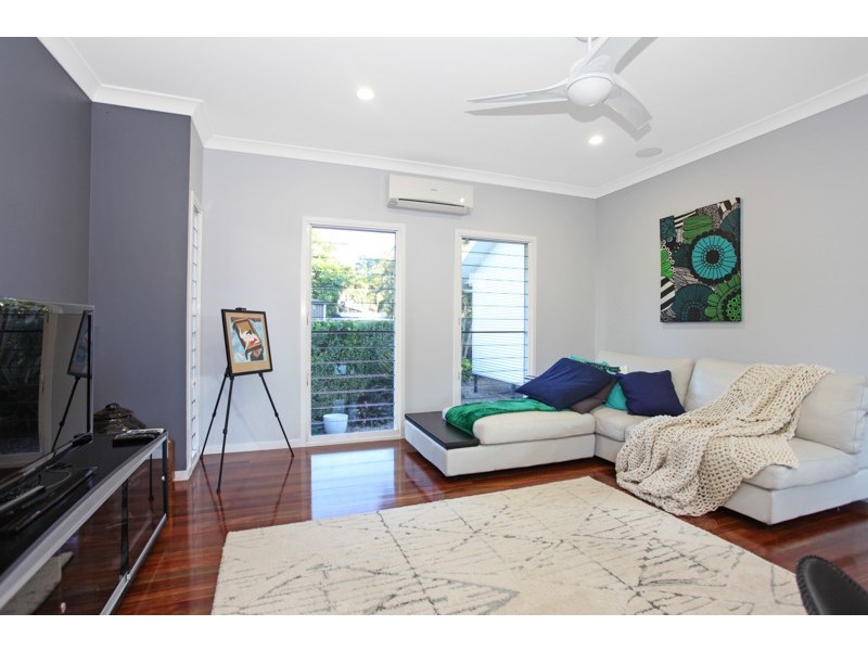 101 Waverley St, Bucasia QLD 4750