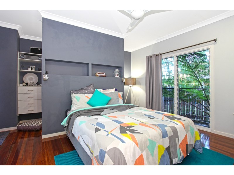 101 Waverley St, Bucasia QLD 4750