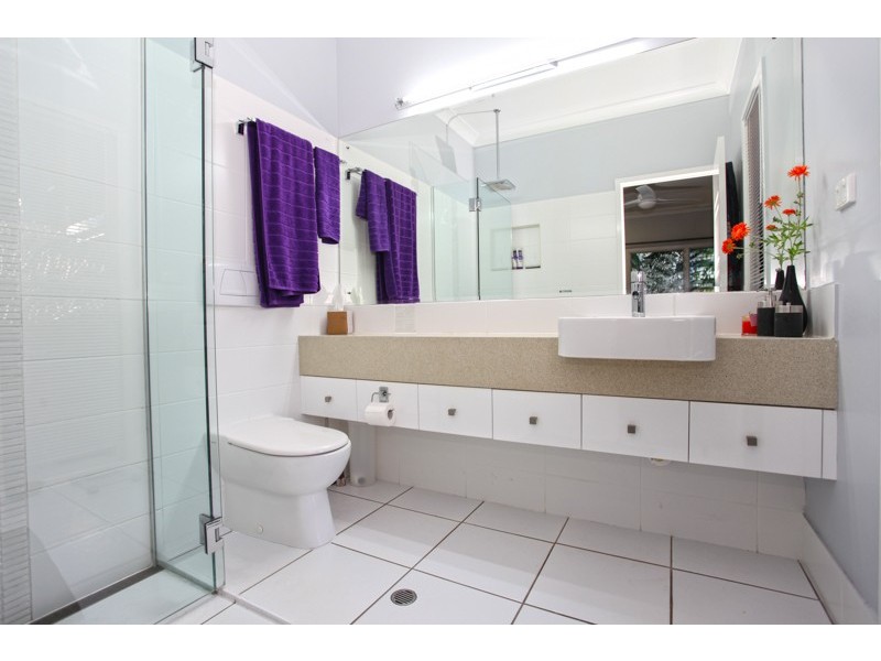 101 Waverley St, Bucasia QLD 4750