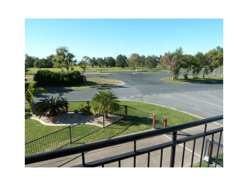 2 Prudhoe Street, East Mackay QLD 4740