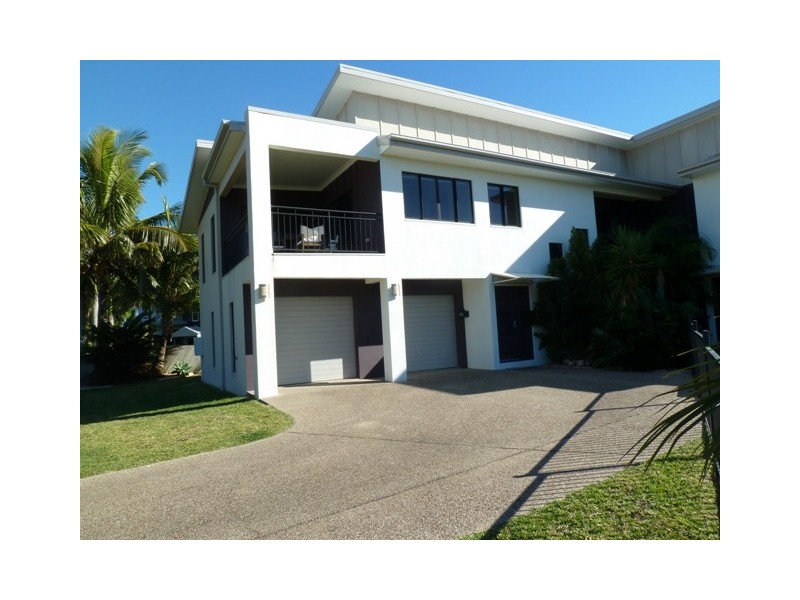 2 Prudhoe Street, East Mackay QLD 4740