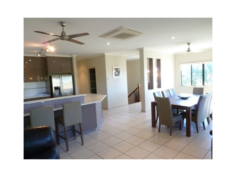 2 Prudhoe Street, East Mackay QLD 4740