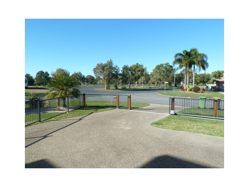 2 Prudhoe Street, East Mackay QLD 4740