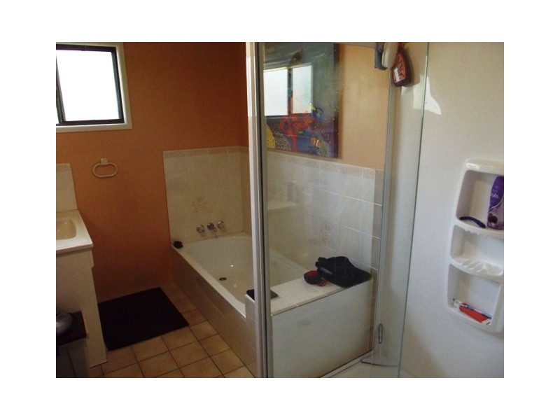 9 Ocean Drive, Sarina QLD 4737