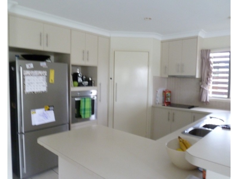 10 Rosemoor Court, Glenella QLD 4740