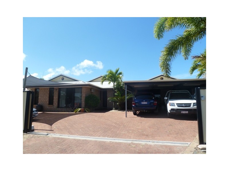 32 Bridge Rd, East Mackay QLD 4740