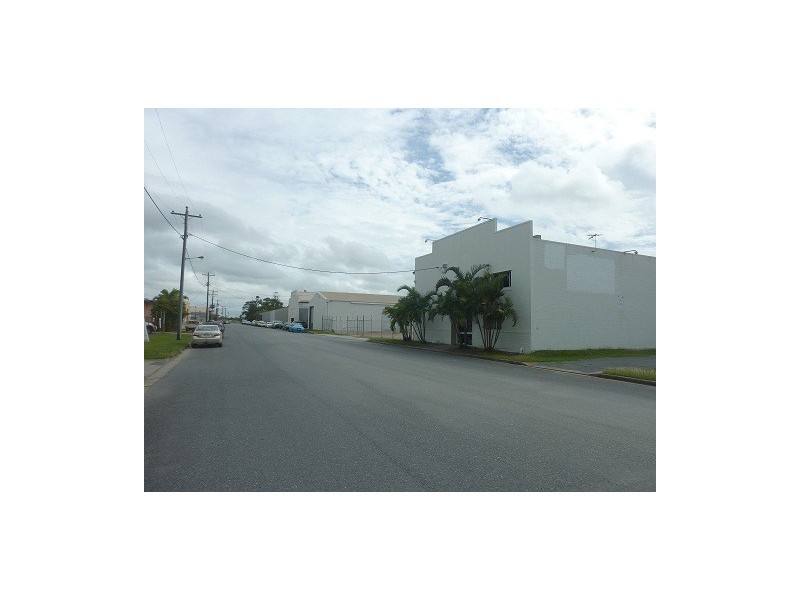 4 McLennan St, Ooralea QLD 4740