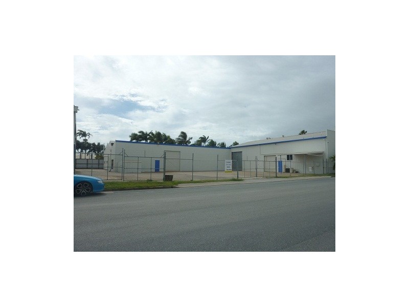 4 McLennan St, Ooralea QLD 4740