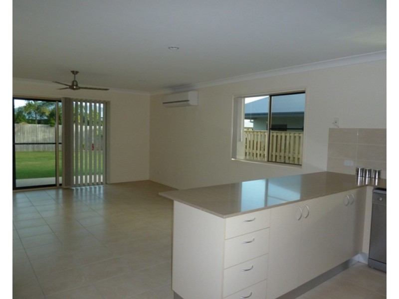 13 Galleon Circuit, Bucasia QLD 4750