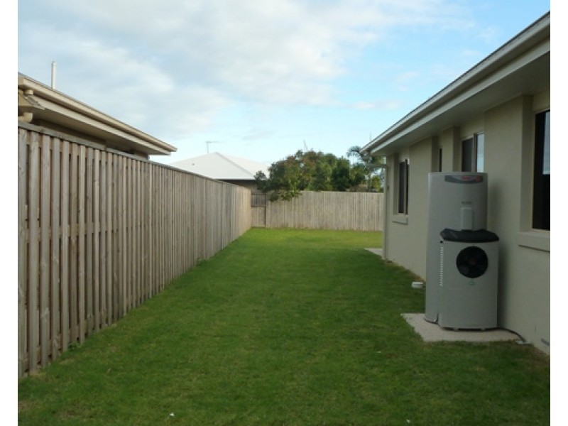 13 Galleon Circuit, Bucasia QLD 4750