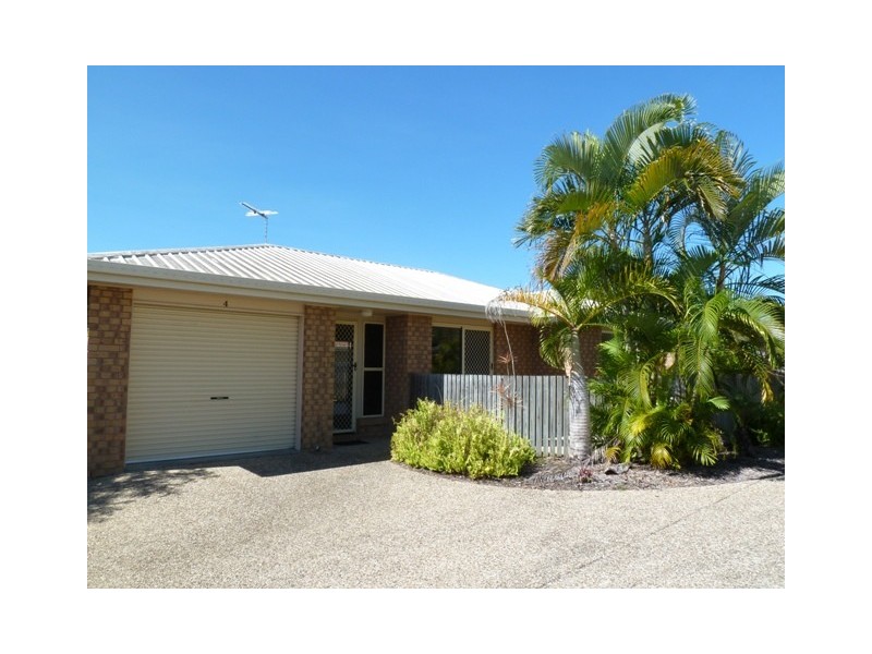 4/3 Ribbon Court, Glenella QLD 4740