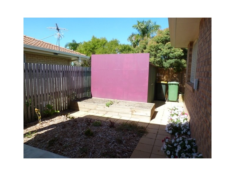 4/3 Ribbon Court, Glenella QLD 4740