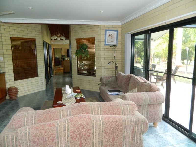 4936 Bruce Highway, Mount Pelion QLD 4741