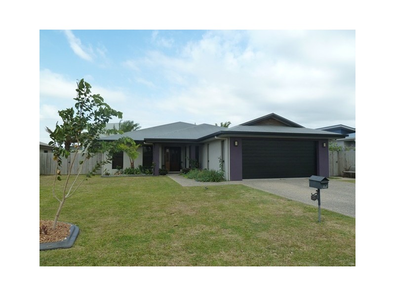 32 Monash Way, Ooralea QLD 4740