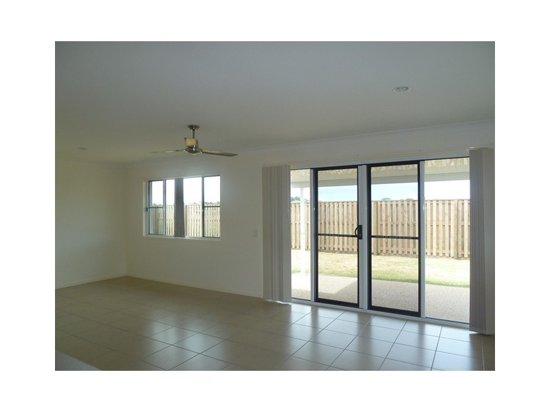 20 Trinity Parade, Blacks Beach QLD 4740