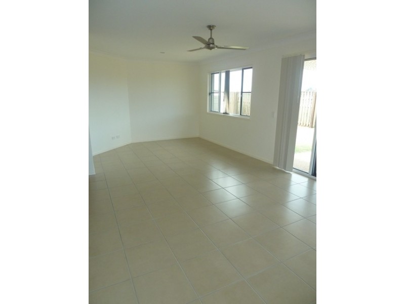 20 Trinity Parade, Blacks Beach QLD 4740