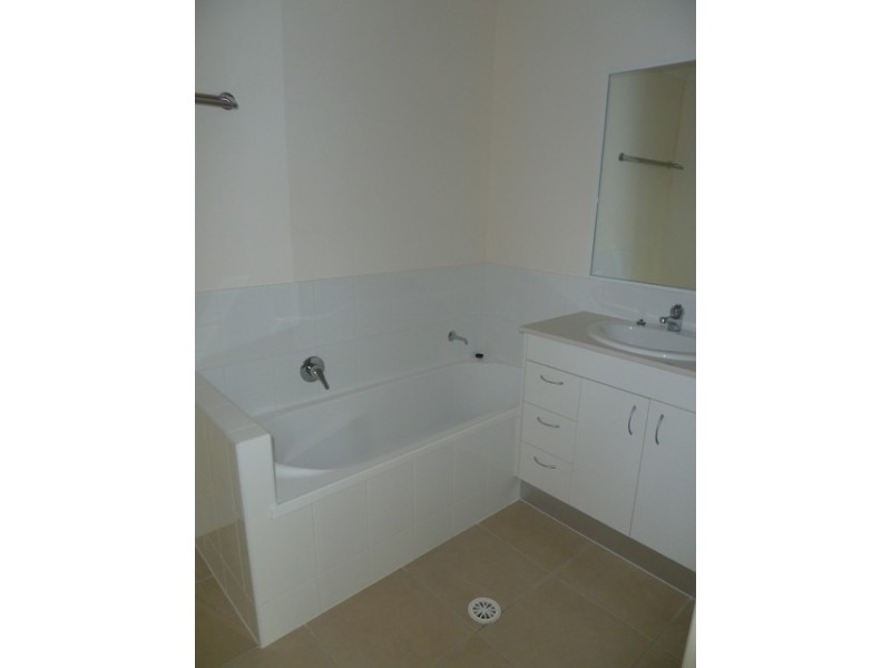 20 Trinity Parade, Blacks Beach QLD 4740