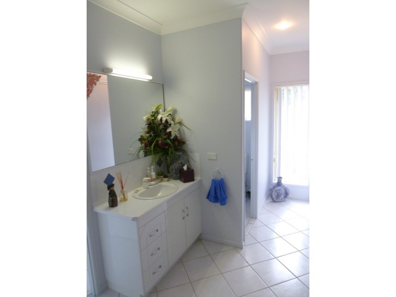 19 Shuttlewood Dr, Richmond QLD 4740