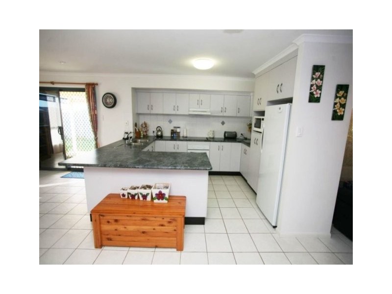 10 Marlin Court, Andergrove QLD 4740