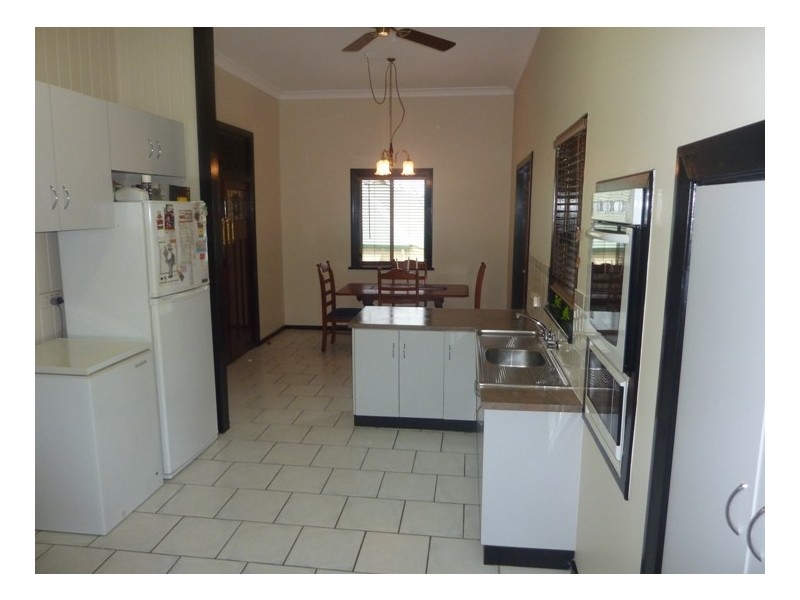 11 Harbour Road, North Mackay QLD 4740