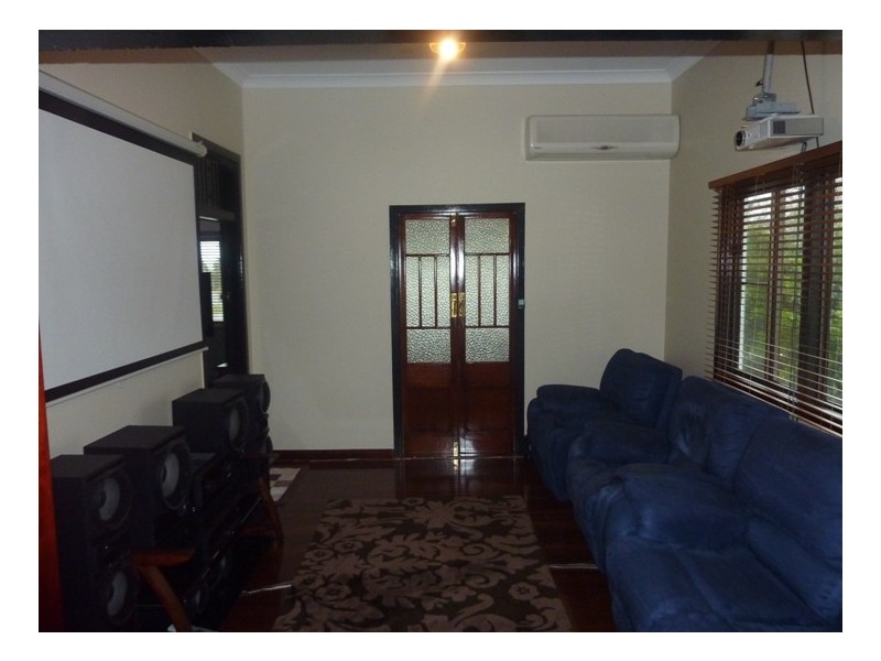 11 Harbour Road, North Mackay QLD 4740