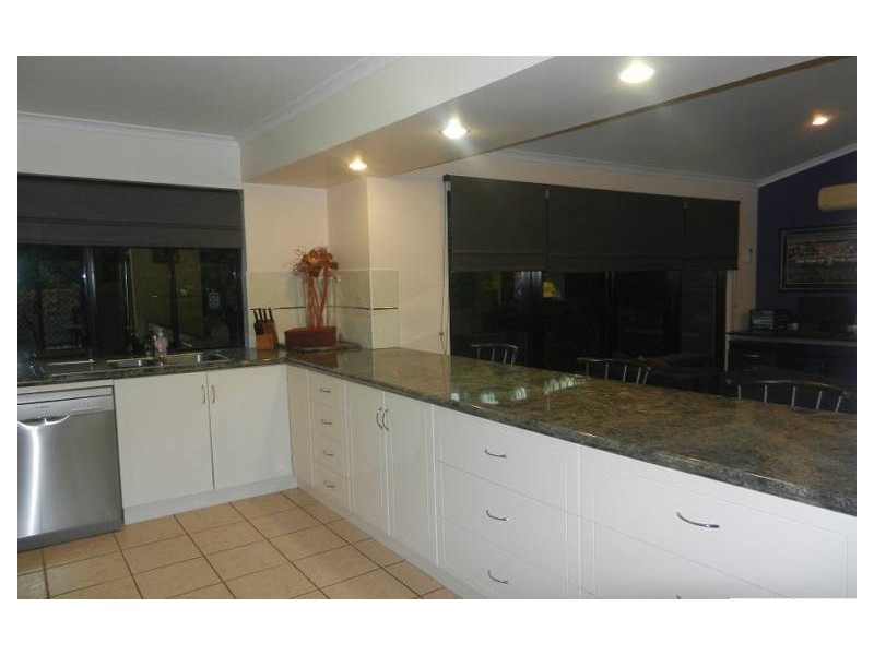6 Driftwood Crt, Rural View QLD 4740