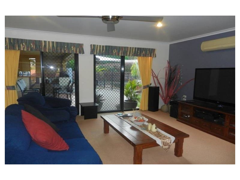 6 Driftwood Crt, Rural View QLD 4740