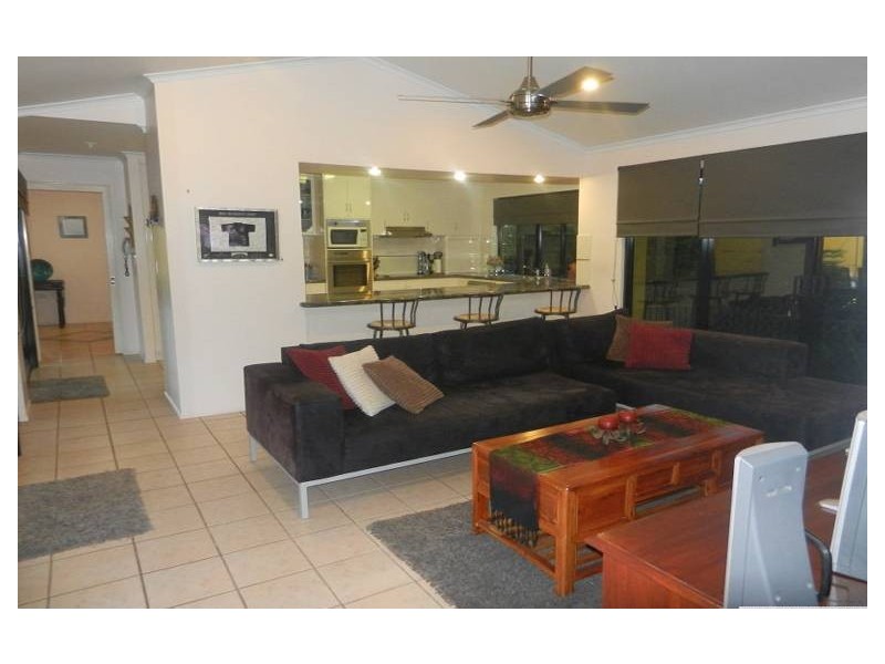 6 Driftwood Crt, Rural View QLD 4740