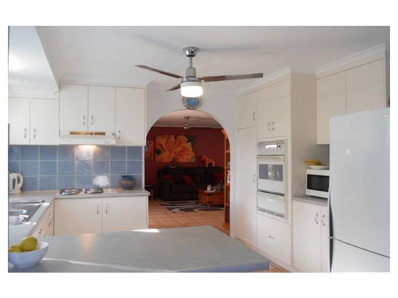 14 Cambridge Avenue, Andergrove QLD 4740
