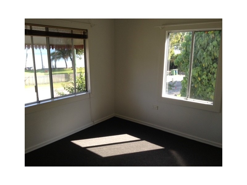 35 Ocean Avenue, Slade Point QLD 4740