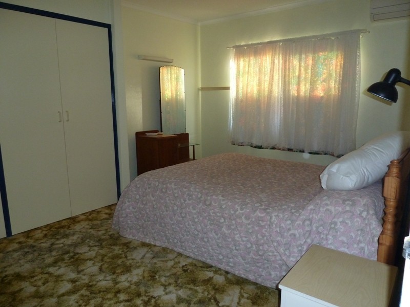 1 Fernleigh Ave, Andergrove QLD 4740