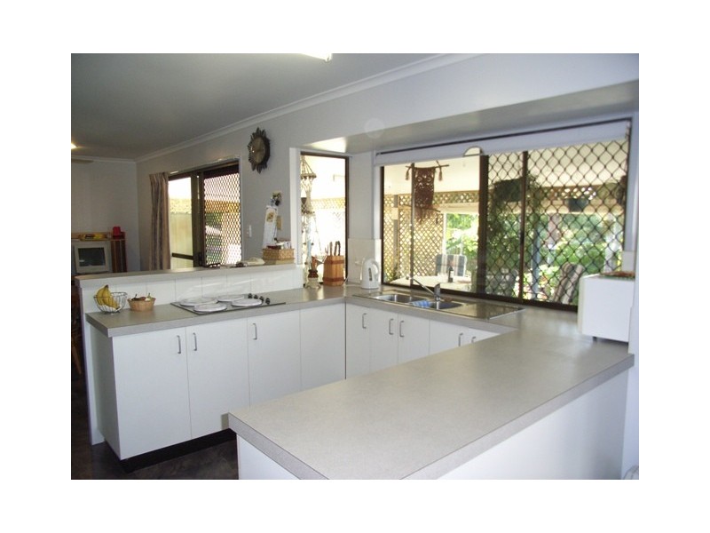 6 Lyn Court, Beaconsfield QLD 4740