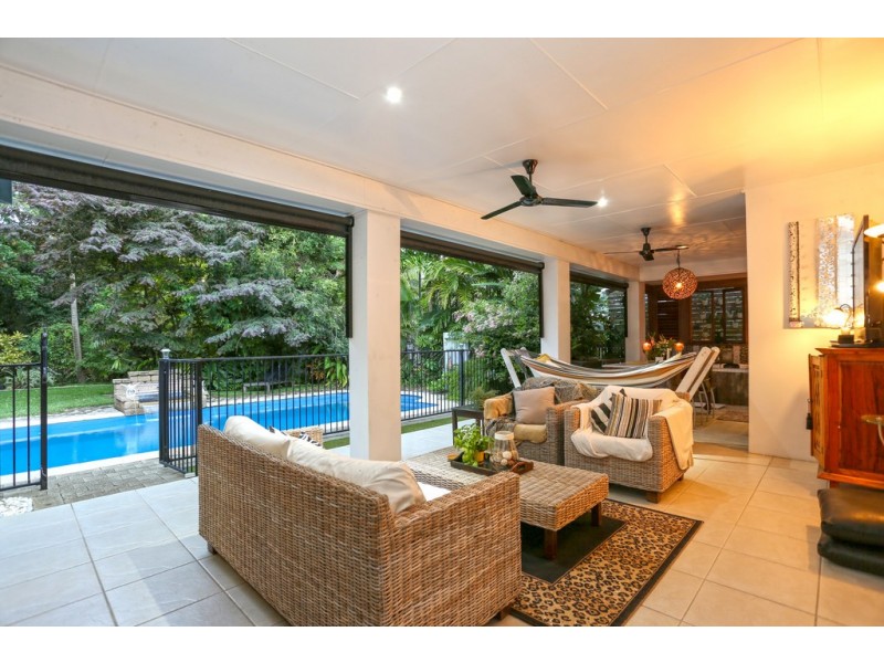 11 Urarii Crescent, Shoal Point QLD 4750