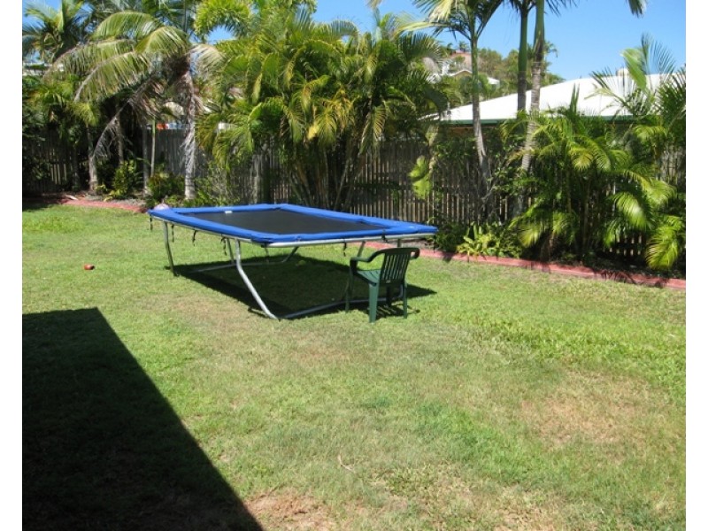 92 Slater Avenue, Blacks Beach QLD 4740