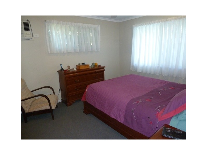 28 Marine Pde, Bucasia QLD 4750
