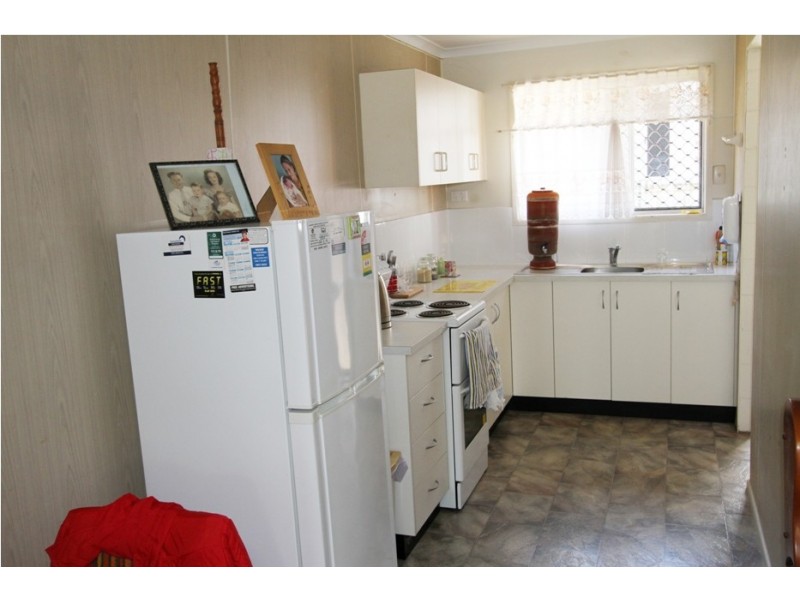 90 Evan Street, East Mackay QLD 4740