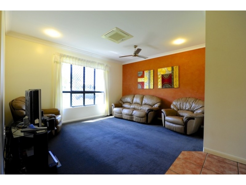 71 Slater Avenue, Blacks Beach QLD 4740