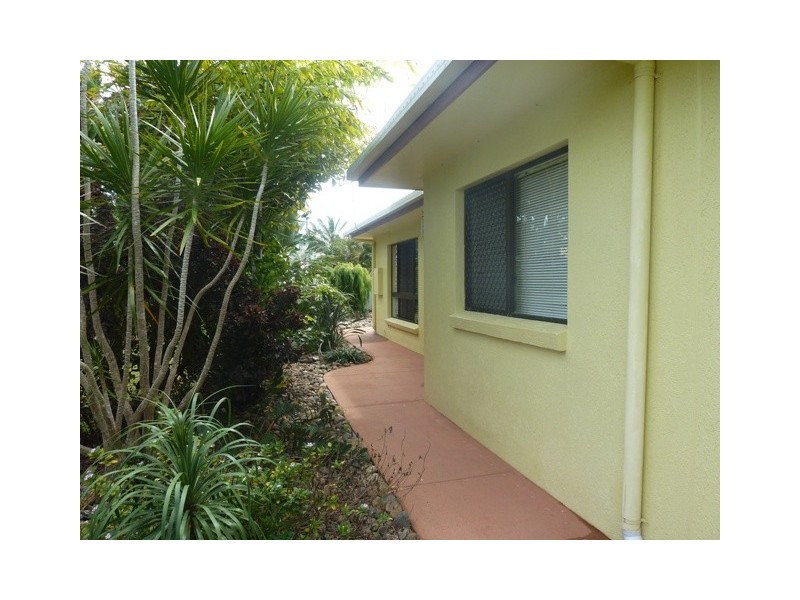 23 Paton Terrace, Slade Point QLD 4740