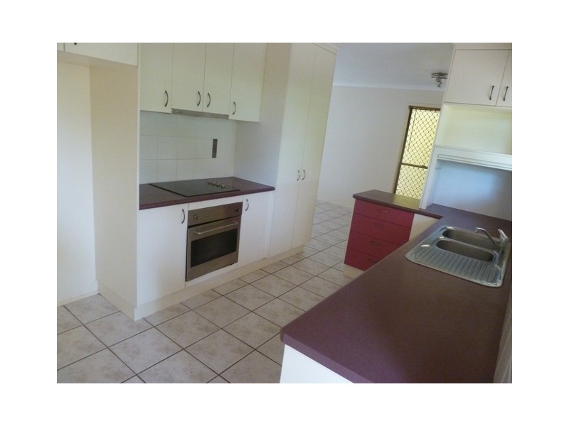 23 Paton Terrace, Slade Point QLD 4740