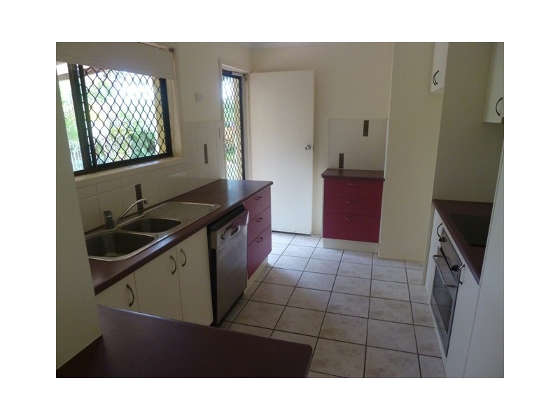23 Paton Terrace, Slade Point QLD 4740