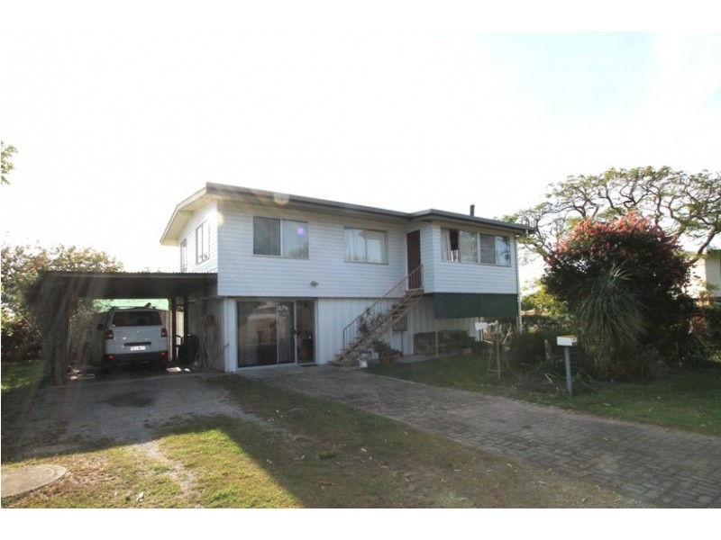 8 Flinders Street, Bakers Creek QLD 4740