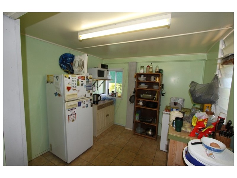 8 Flinders Street, Bakers Creek QLD 4740