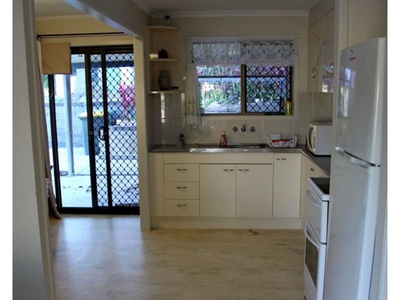 1/64 Daniel Street, Mount Pleasant QLD 4740