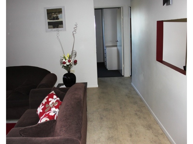 1/64 Daniel Street, Mount Pleasant QLD 4740