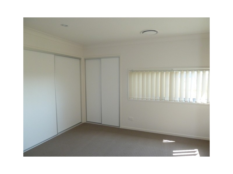 2 Holyman Drive- Avalon Estate, Rural View QLD 4740